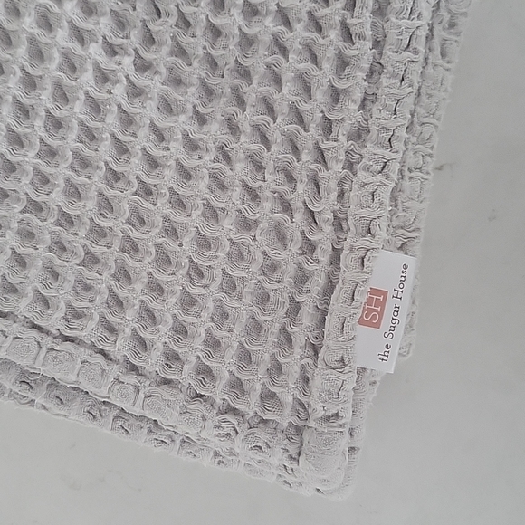 sugar house Accessories Sugar House Waffle Swaddle Wrap Light Gray